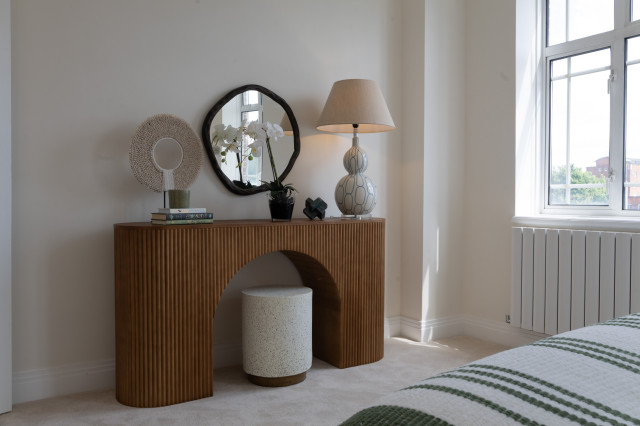Leonard Court modern-bedroom