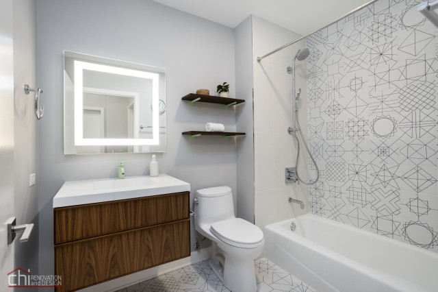 South Loop Bathroom Renovation: A mix of Contemporary and Classic Design nyklassisk-badrum