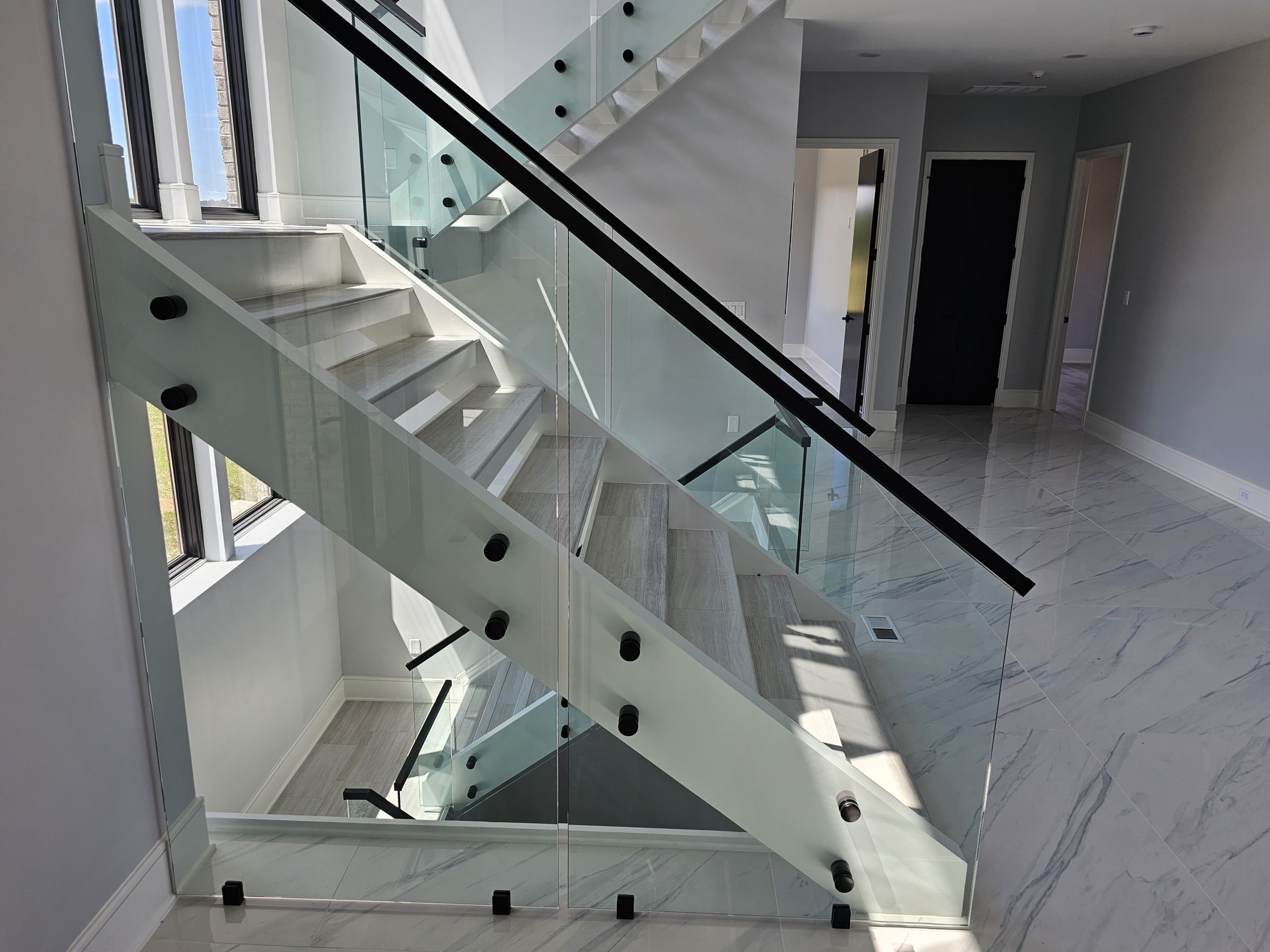 125_Modern Open Rise Stair with Glass Balustrade, Aldie, VA 20105