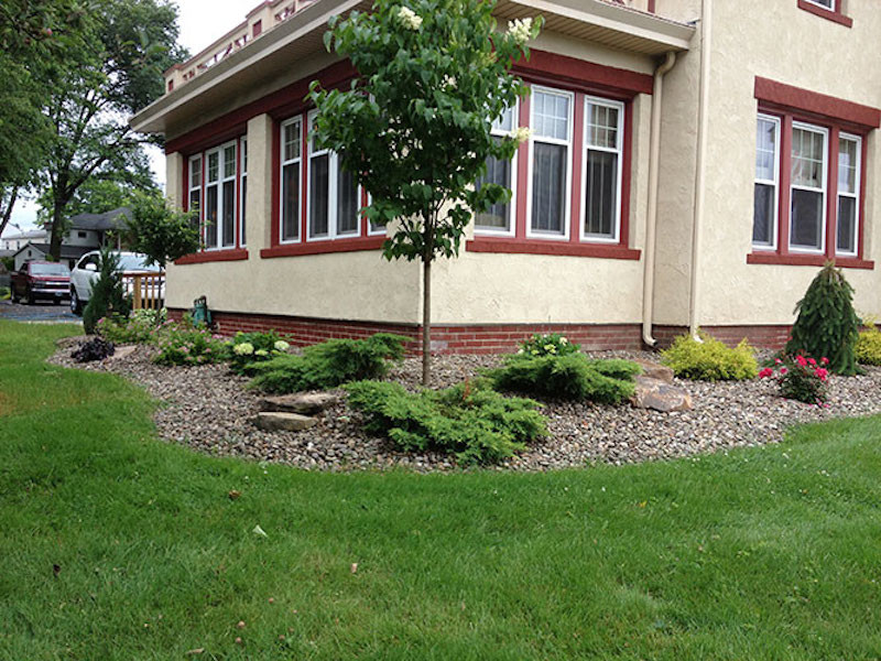 Design ideas for a front yard gravel formal garden.