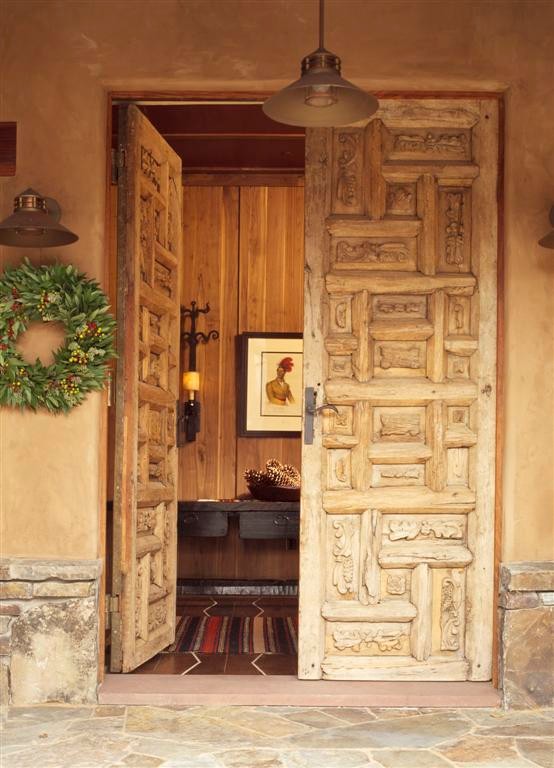 This is an example of an eclectic entryway in San Francisco.