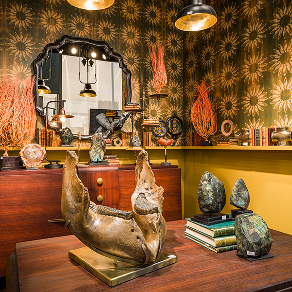 Collection Objet de Curiosit&eacute; nyklassisk-vardagsrum