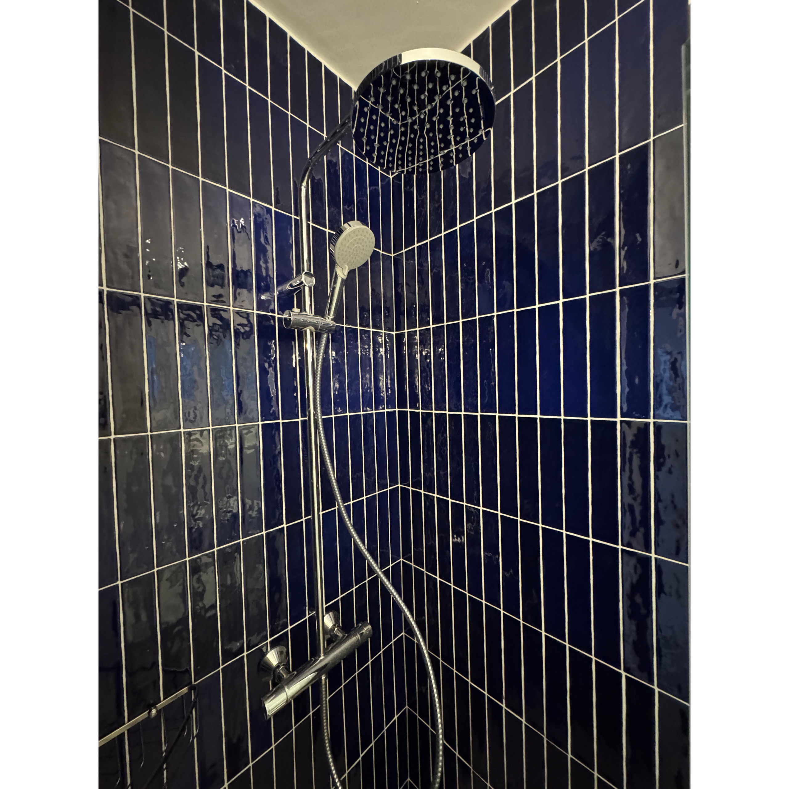 Projet Château-Landon, rénovation d'une cuisine, entrée & salle de bain.