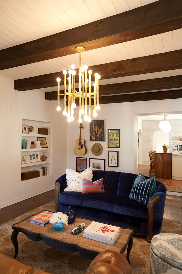 Example of an eclectic home design design in Phoenix
