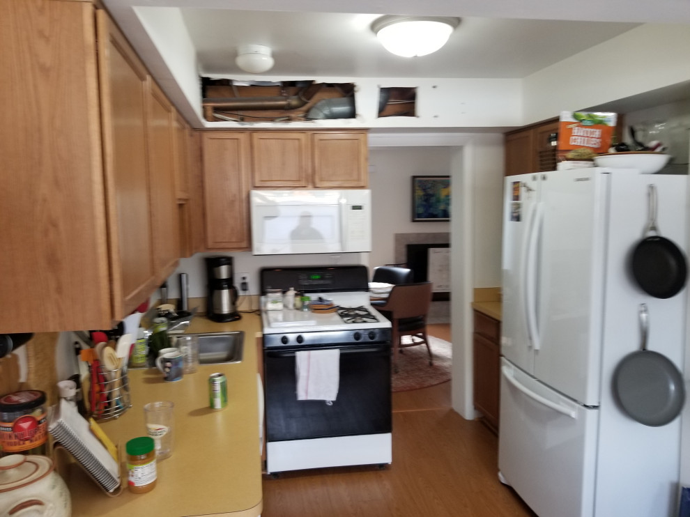 White Shaker Kitchen & Formal Livingroom