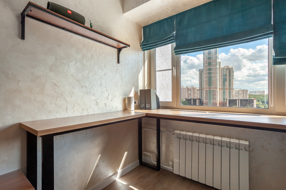 Большой угловой стол в кабинет