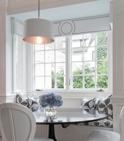 Transitional kitchen photo in Toronto
