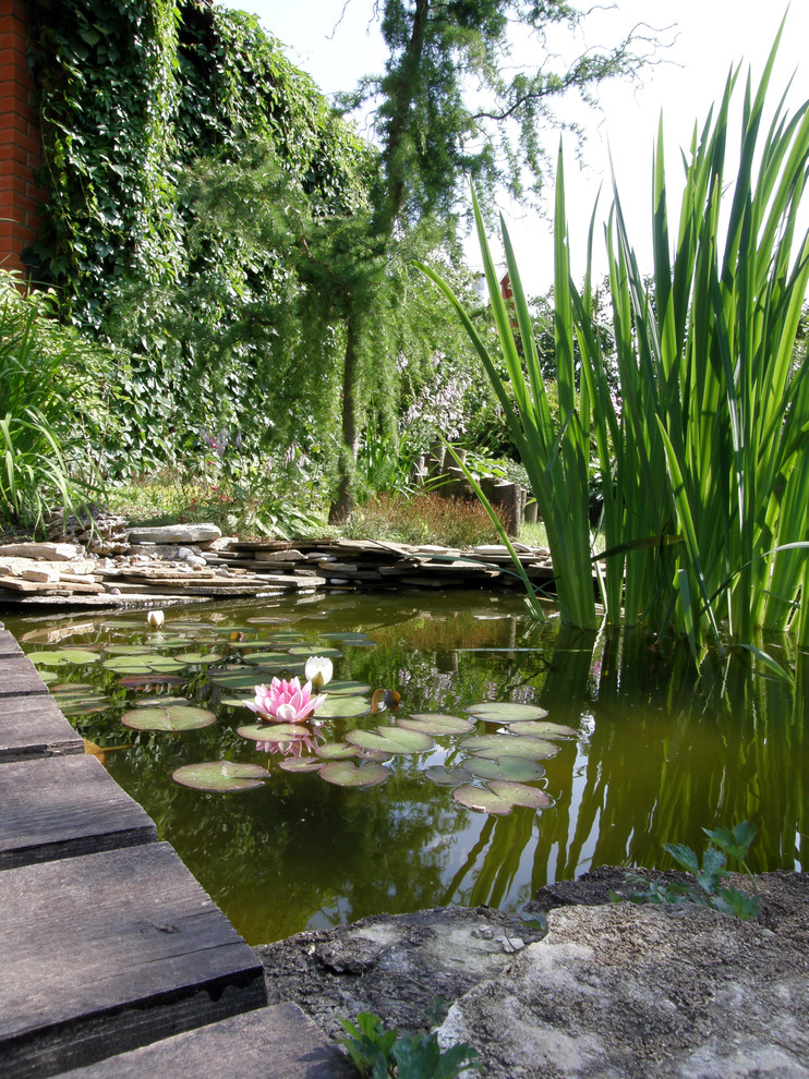 Вода в саду. Наши работы прошлых лет.