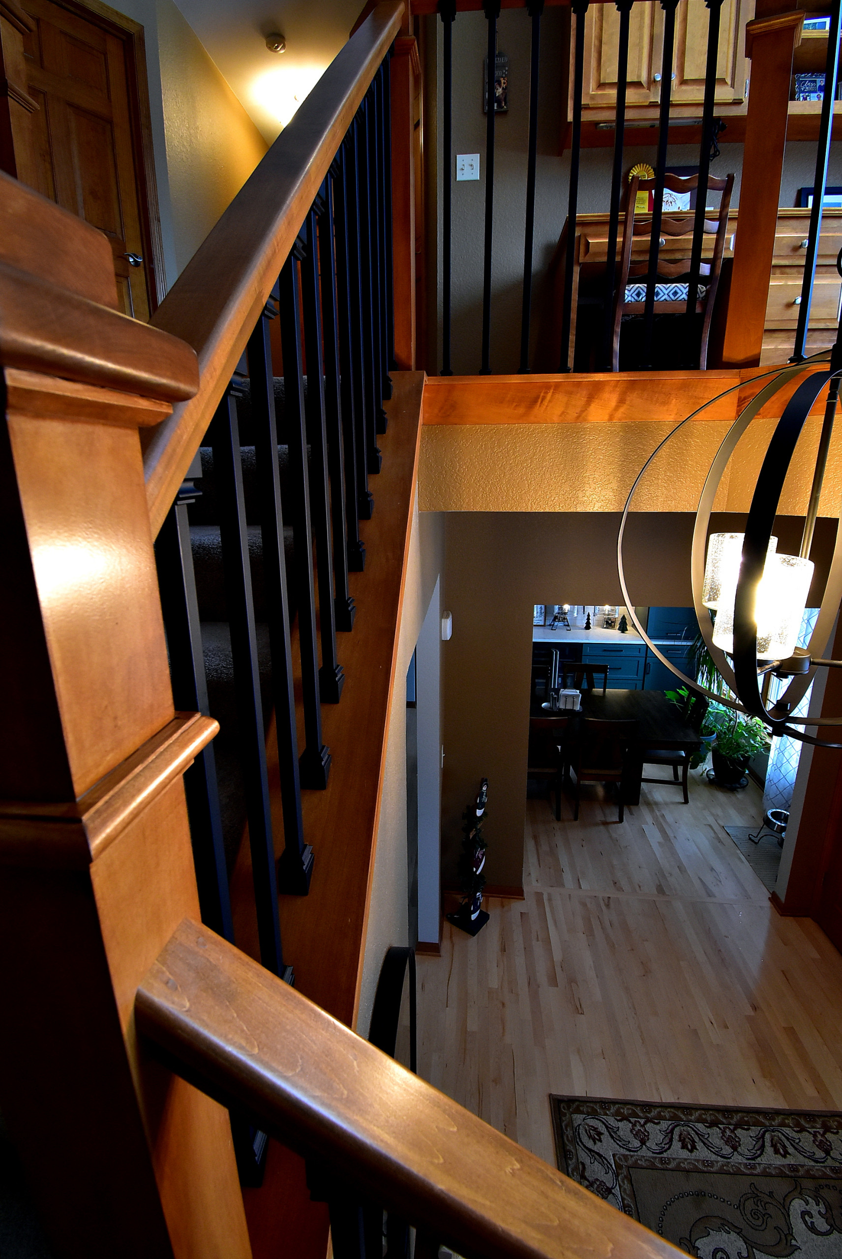 New Berlin Residence - Updated Handrail