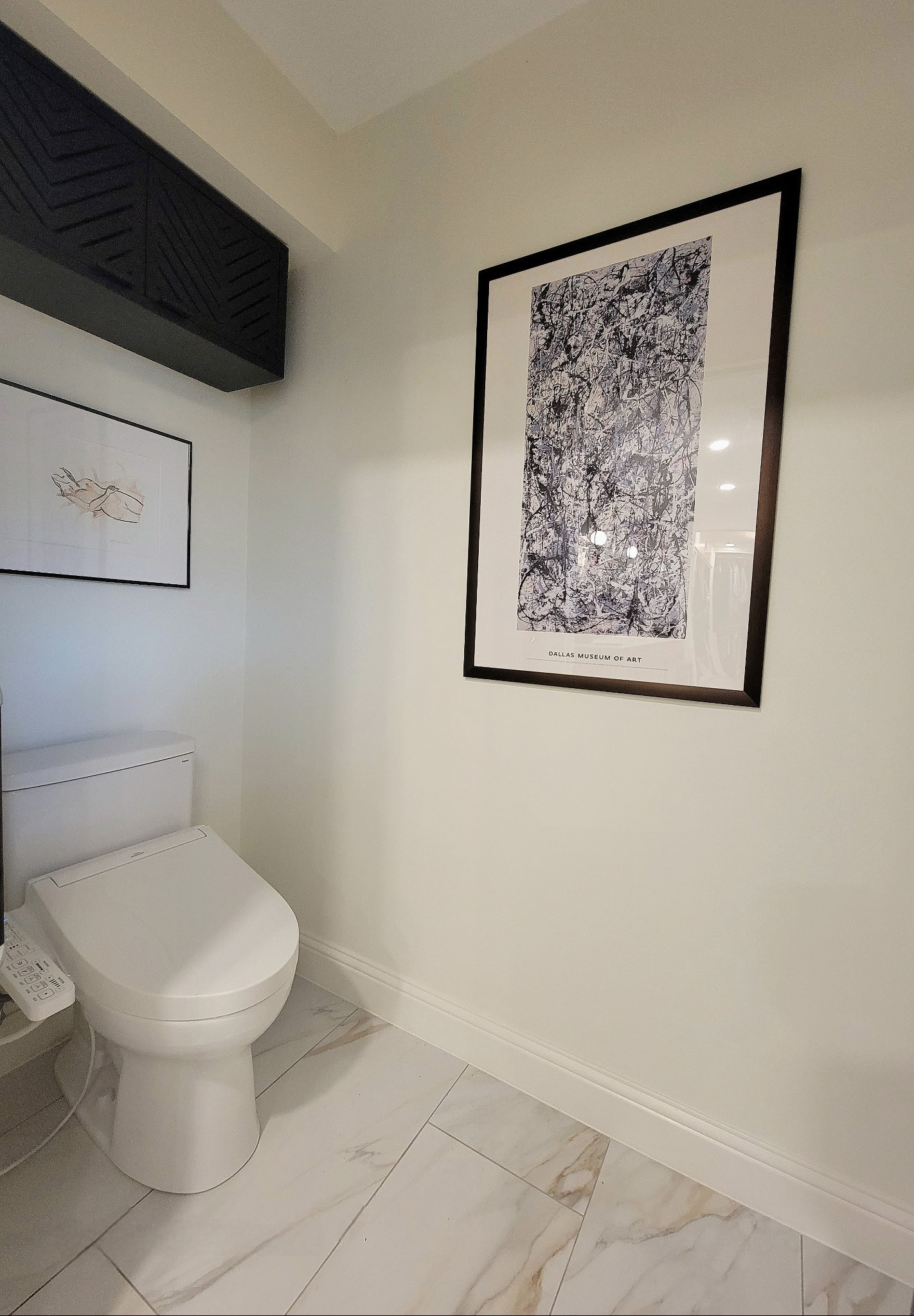 CONTEMPORARY MASTER BATHROOM WITH WALKING CLOSET
