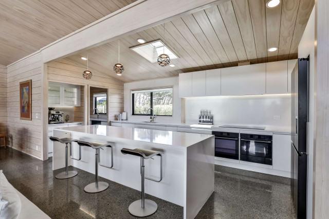 Back-Painted (Solid Colour Splashbacks) contemporaneo-cocina