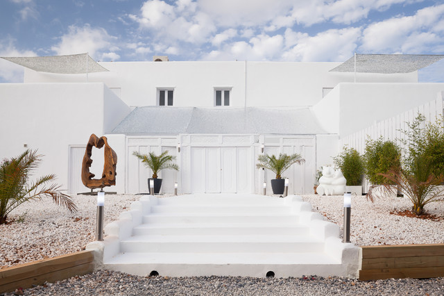 CALA JONDAL TOWERS coastal-exterior