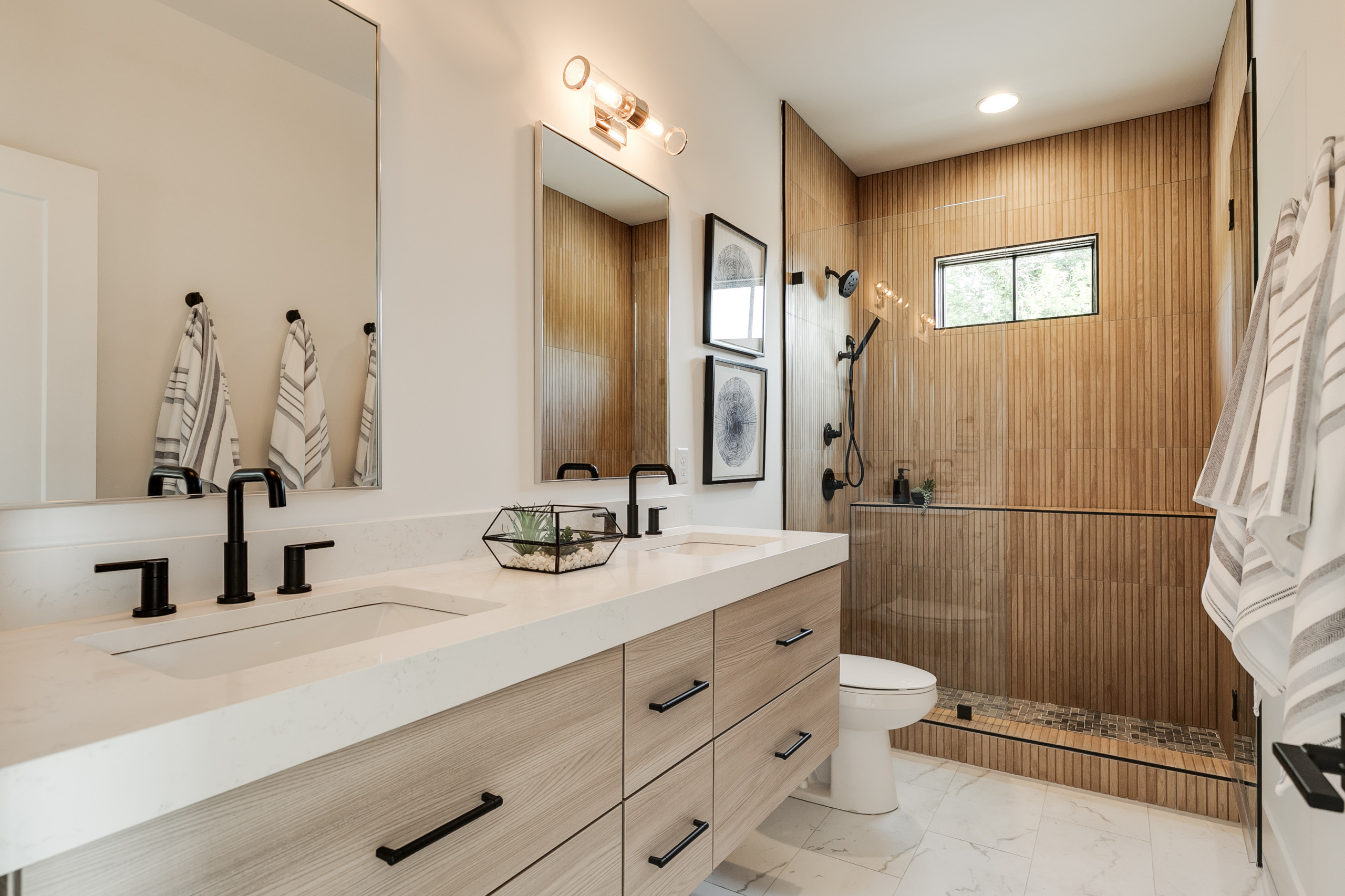 Trending Now: The Top 10 New Bathrooms, image size:2560x1706