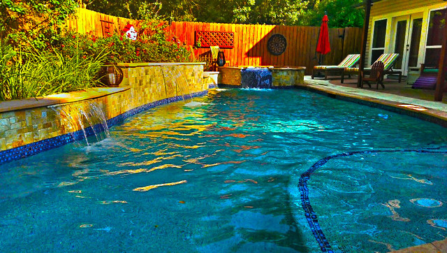 Compact Pool Makes Maximum Impact klassisk-pool