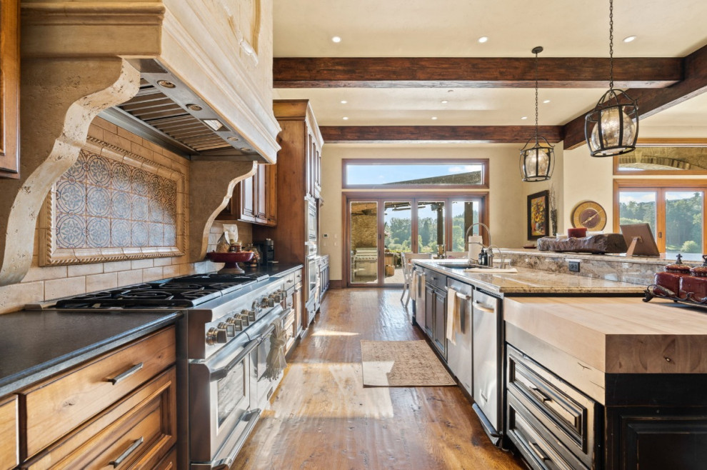 "River Time" Willamette Estate Staging - Lake Oswego, OR