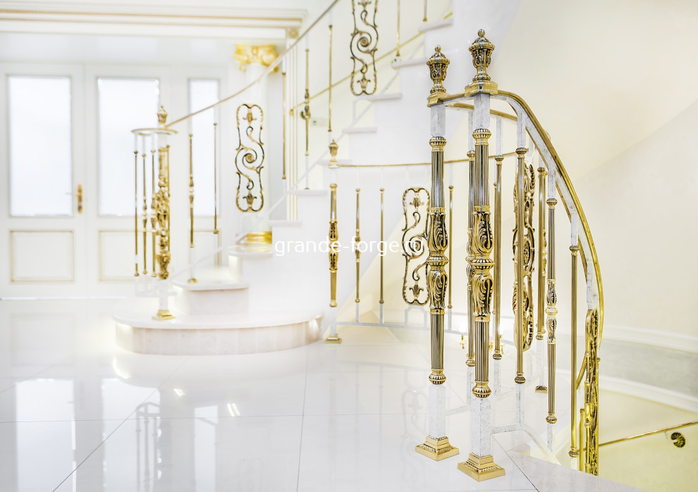 Лестница, латунное ограждение, фабрика Grande forge (Франция), коллекция Royal