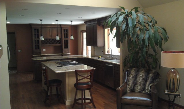 Custom kitchens traditional-kitchen