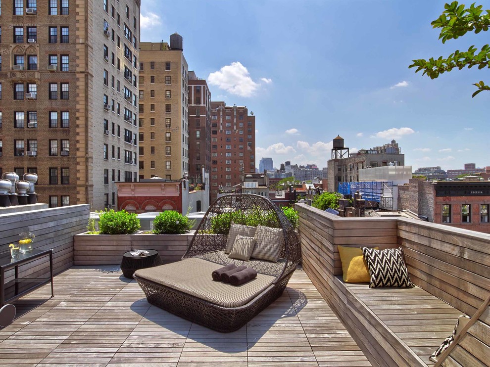 Design ideas for a contemporary rooftop and rooftop deck in New York with no cover.