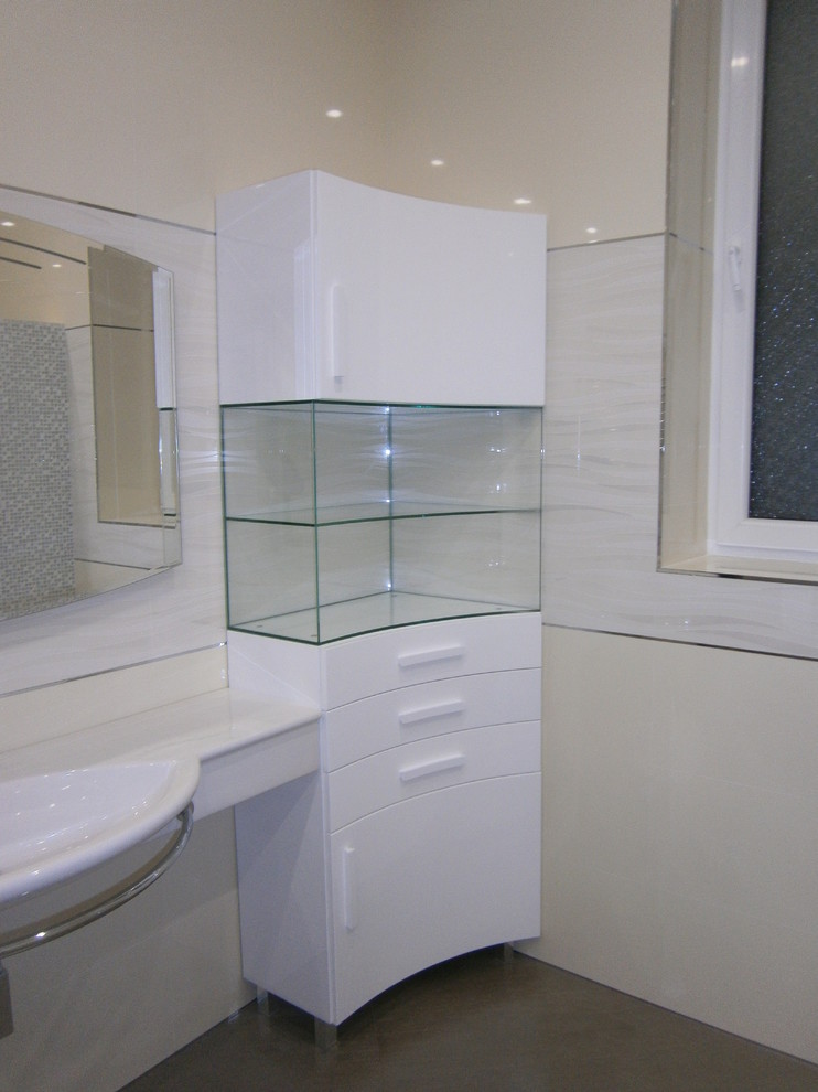 Тумба в ванную.