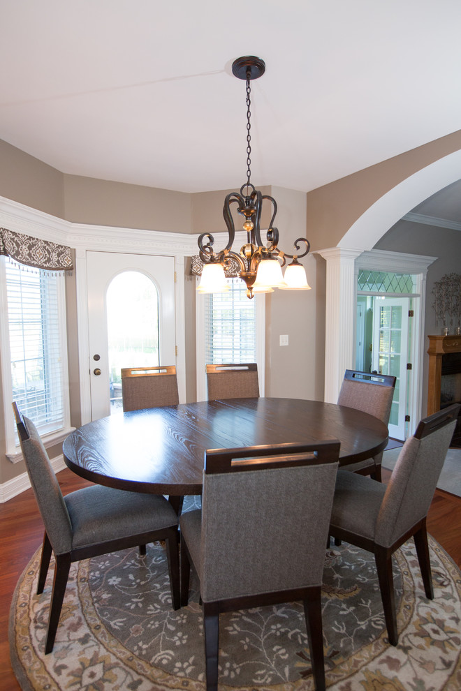 Transitional dining room photo in Chicago