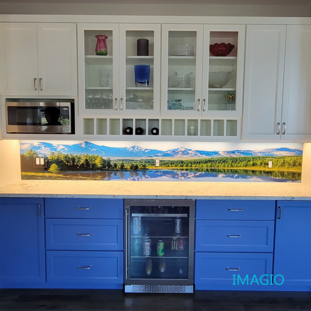 IMAGIO Mountains & Tropics Custom Solid Glass Kitchen Backsplash
