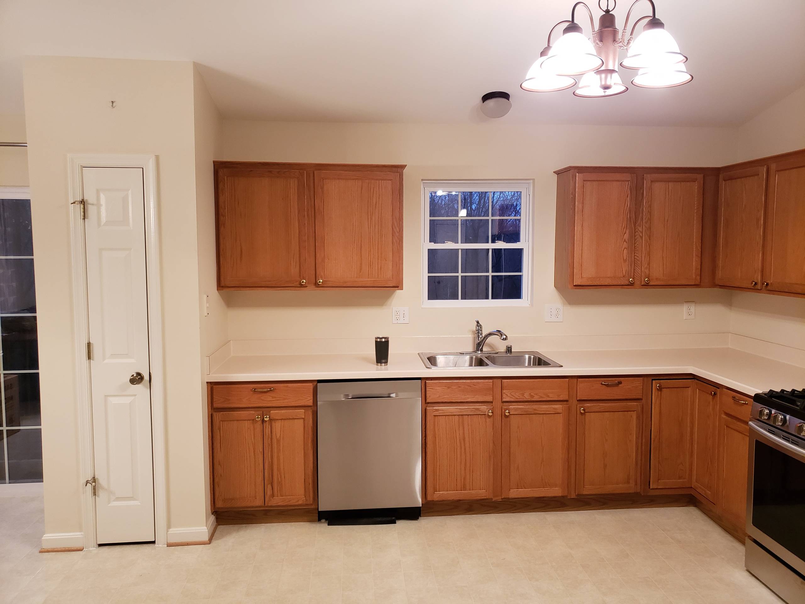 Before Pictures of this Complete Kitchen Remodel - Very Happy Customer!