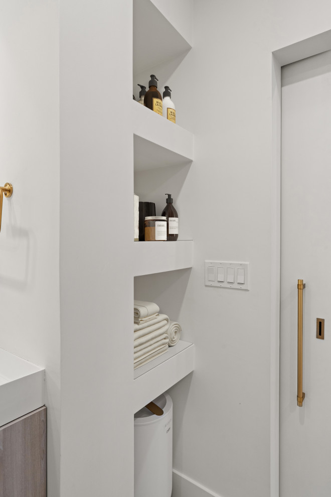 Commonwealth Ave - Master Bathroom