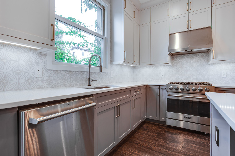 Transitional kitchen photo in DC Metro