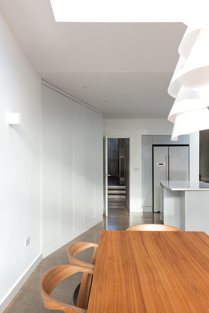 Off square modern-koek