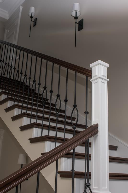 Столярные изделия в коттедж : лестницы, мебель, двери и тд.