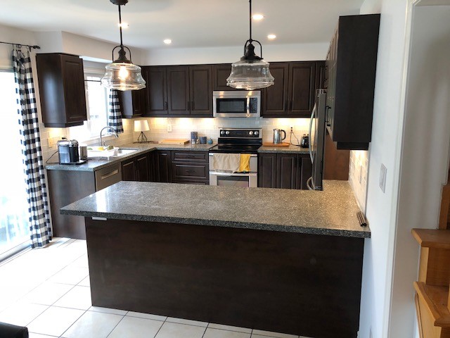 Before & After Complete Kitchen Remodeling - Mississauga, ON - May 2018