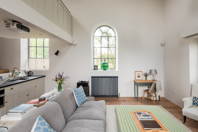 Chapel conversion rustik-vardagsrum