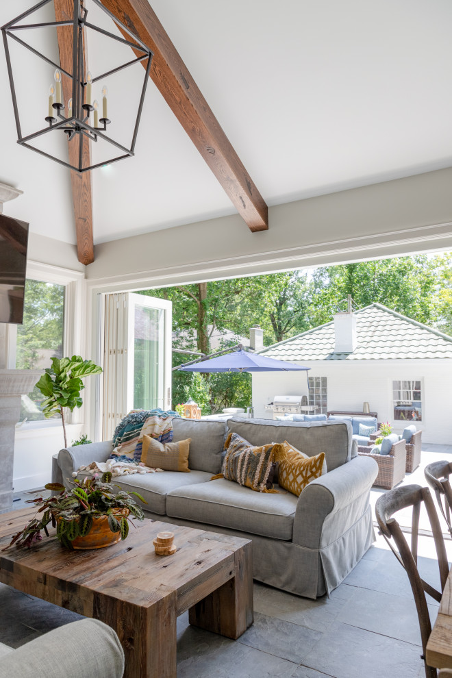 Home design - transitional home design idea in Indianapolis