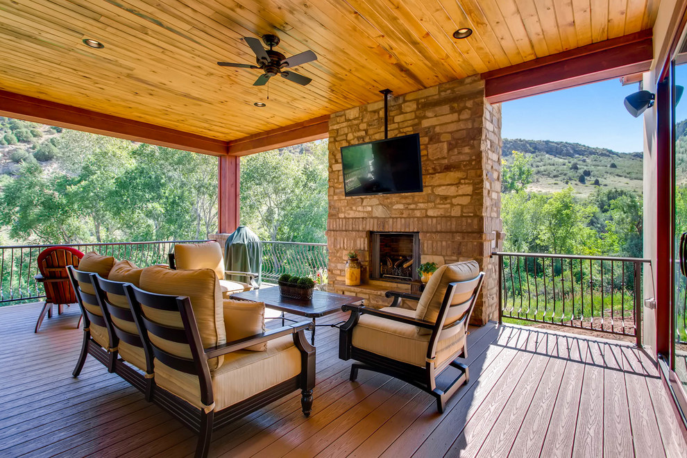 Example of a tuscan deck design in Denver
