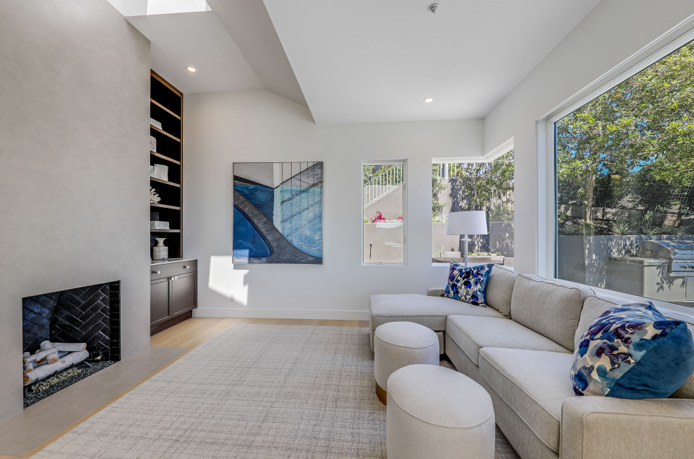CONTEMPORARY CALM