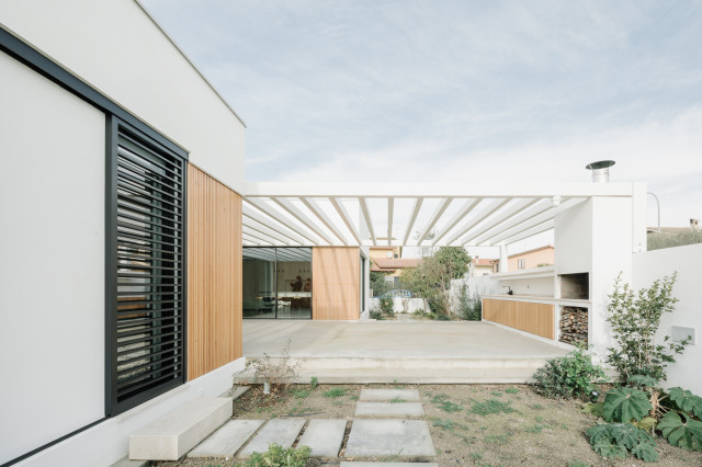 PSP House contemporary-deck