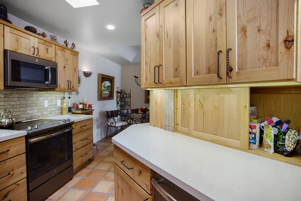 Inspiration for a rustic home design remodel in Phoenix