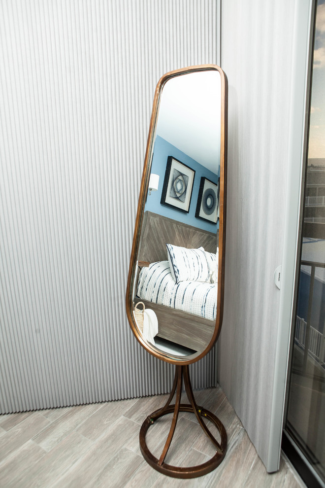 Home design - transitional home design idea