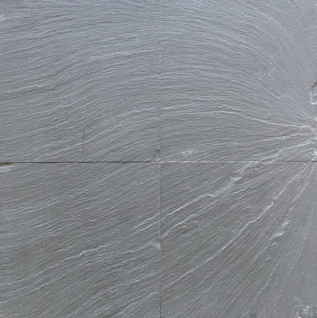 Vermont Black A Grade Slate Tiles, Natural Cleft Face, Gauged Back