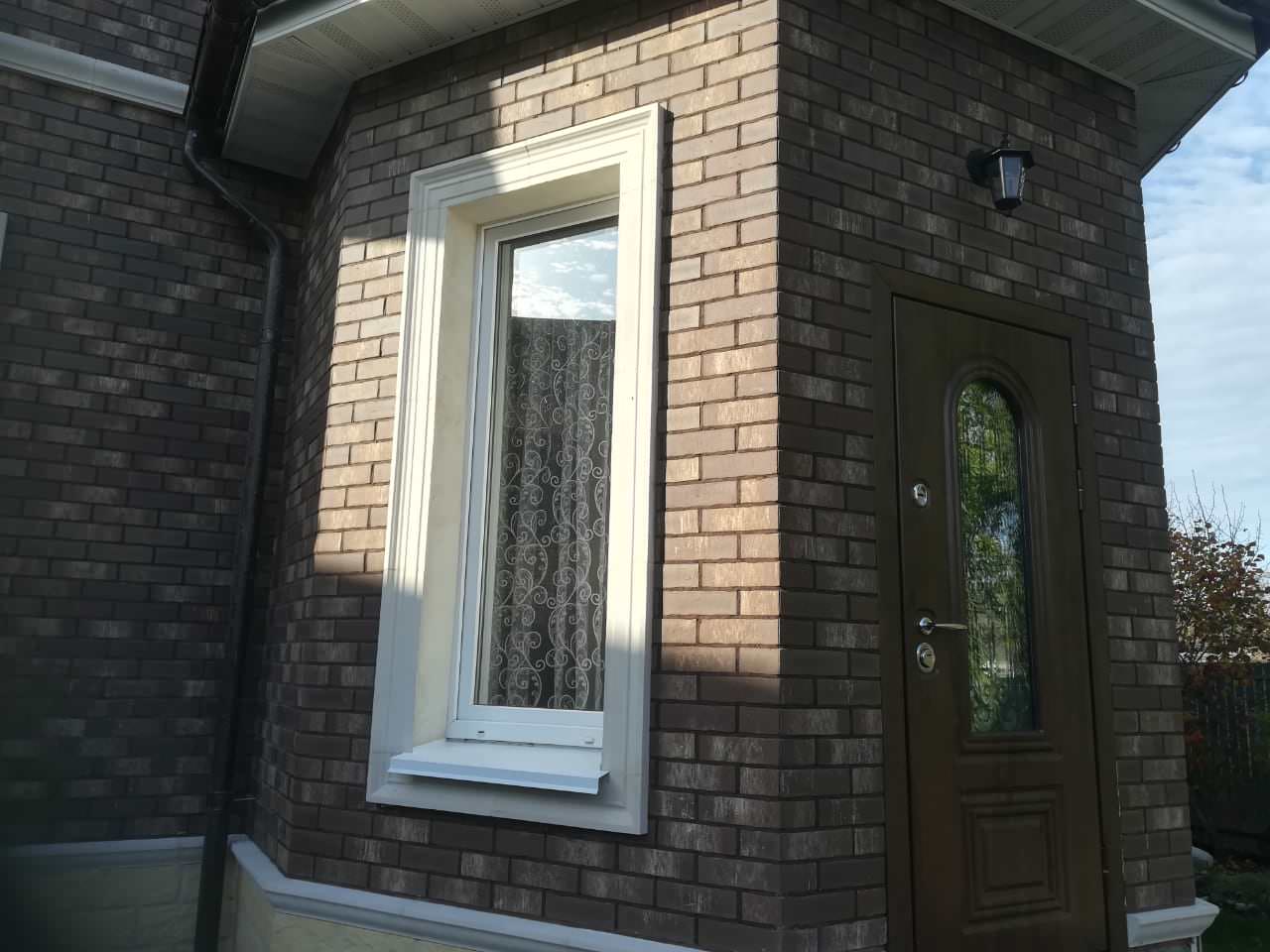 Облицовка фасада существующего дома. 2019 год