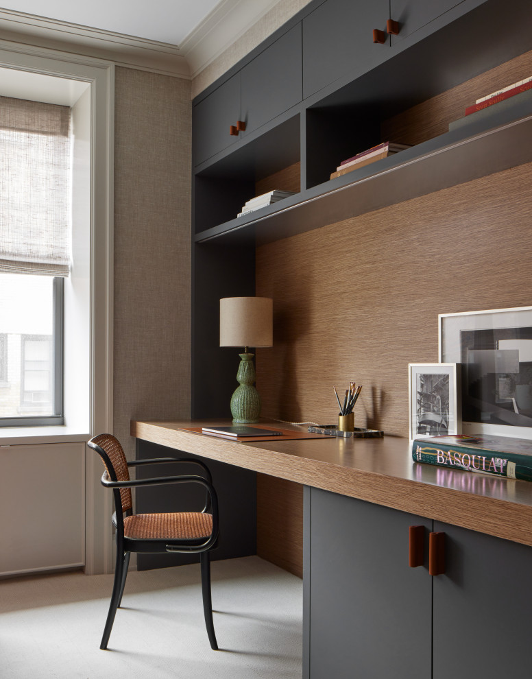 Inspiration for a contemporary home office in New York.