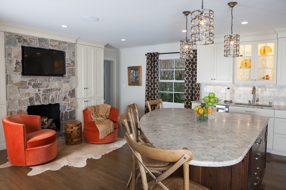 Home design - transitional home design idea