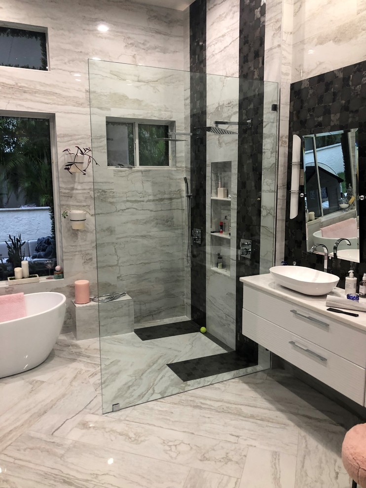 Robinson Bathroom