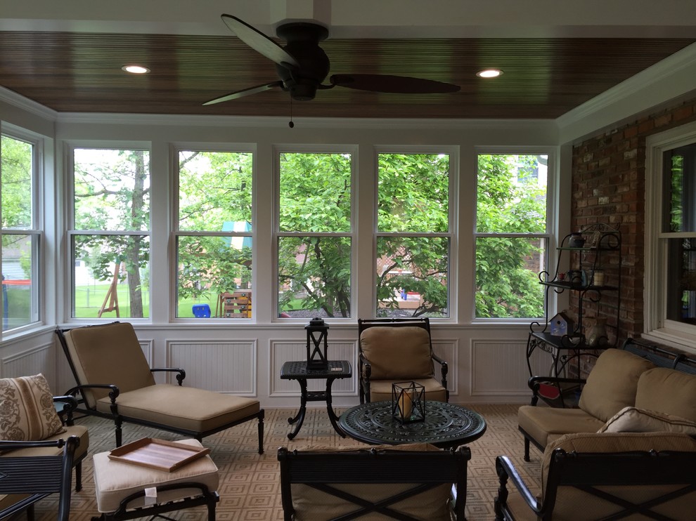 This is an example of a traditional sunroom in Cincinnati.