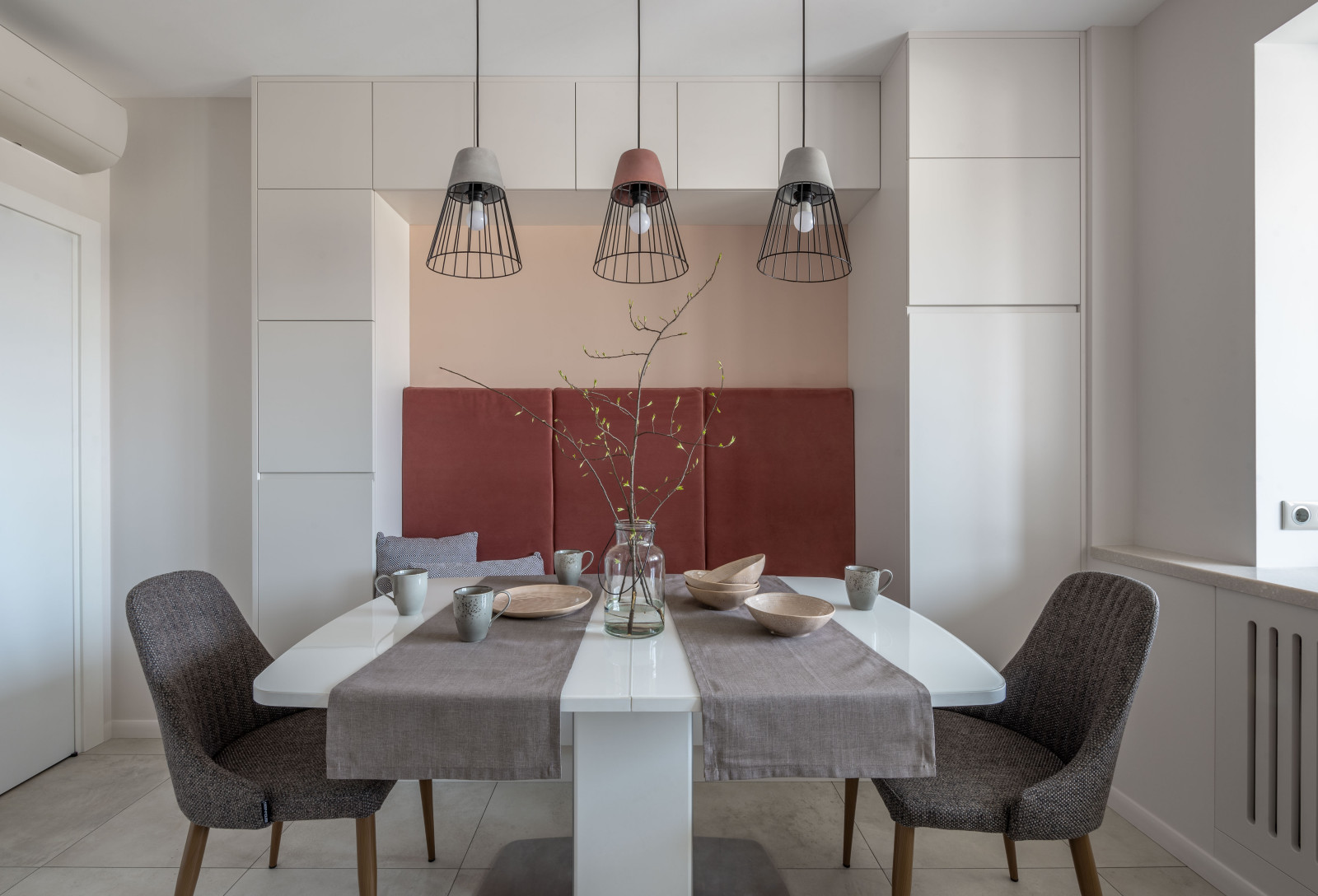 Кухня с терракотовыми оттенками