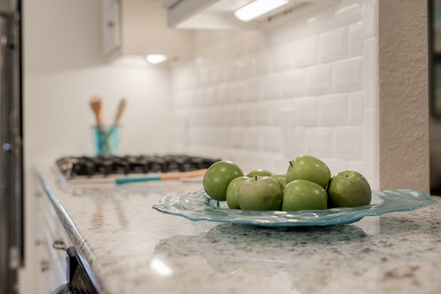 Maximizing a Small Kitchen classique-chic-cuisine
