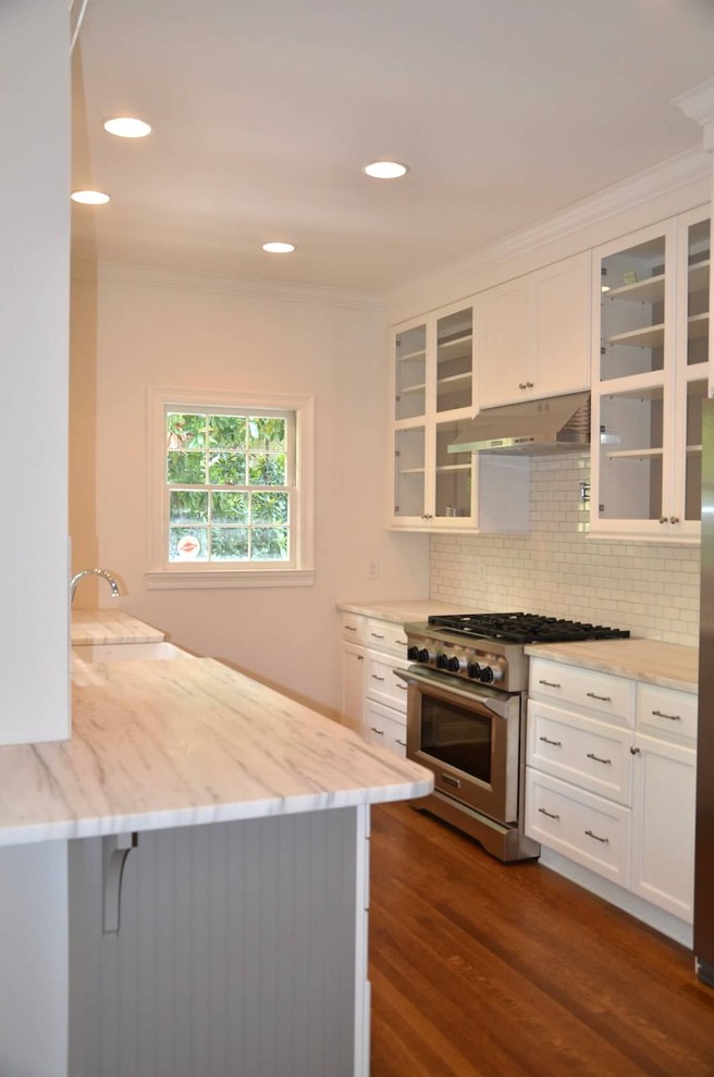 Inspiration for a small transitional kitchen remodel