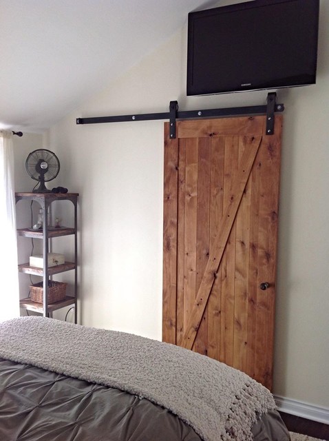 Z Barn Door Rustikal Schlafzimmer Salt Lake City Von