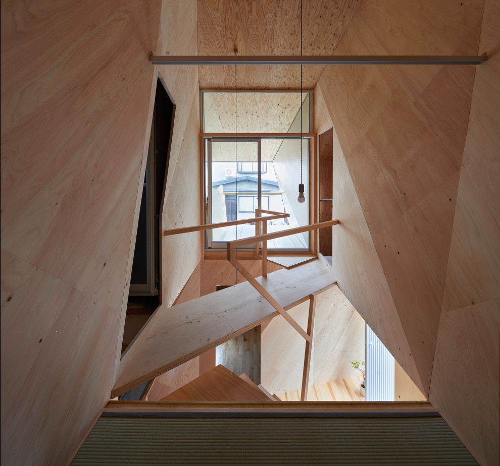 Идея дизайна: маленькая прямая деревянная лестница в стиле лофт с деревянными ступенями, деревянными перилами и деревянными стенами для на участке и в саду