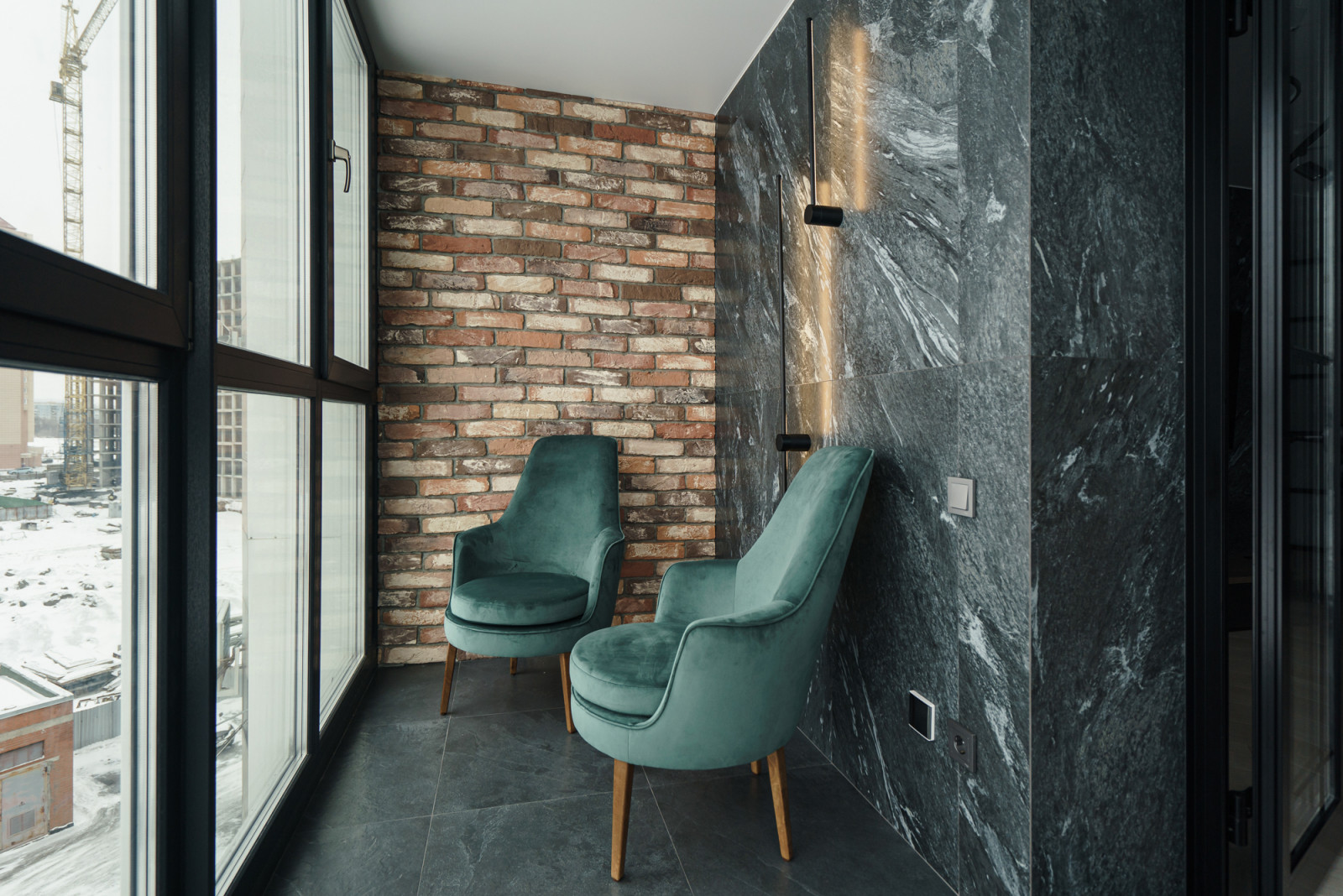 Темные акценты